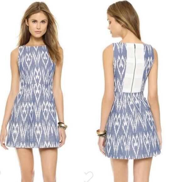 Alice & Olivia Dress Womens Small Epstein Blue White Ikat Print Fit & Flare Mini - Picture 1 of 9